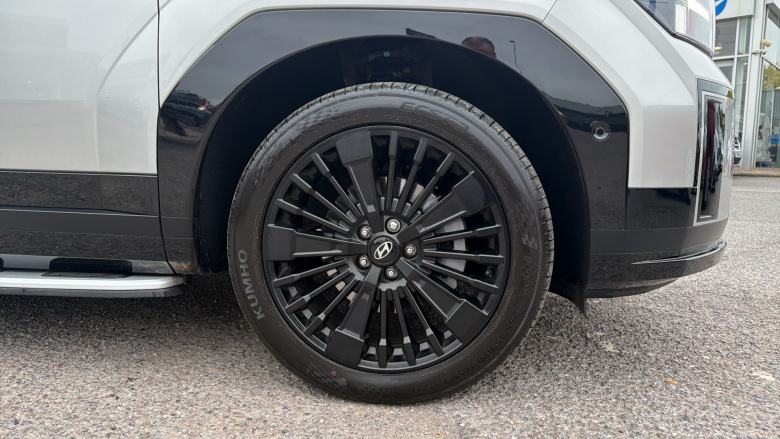 Hyundai SANTA FE 1.6 TGDi Plug-in Hybrid Calligraphy 5dr 4WD Auto Estate